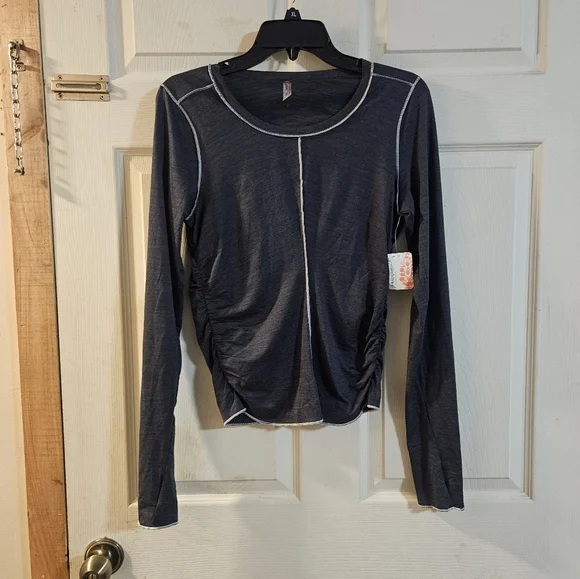 FP Movement Right On Run Long Sleeve Layer: BLACK/GRAY: NEW WITH TAGS: SIZE S - Picture 1 of 6